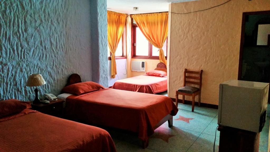 Hostal Estrella De Mar Puerto Ayora  Ruang foto