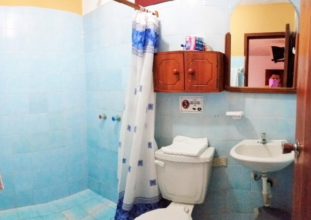 Hostal Estrella De Mar Puerto Ayora  Bagian luar foto