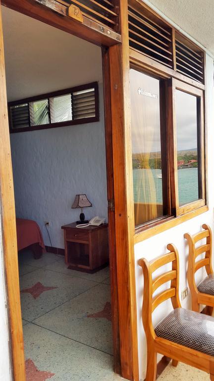 Hostal Estrella De Mar Puerto Ayora  Ruang foto