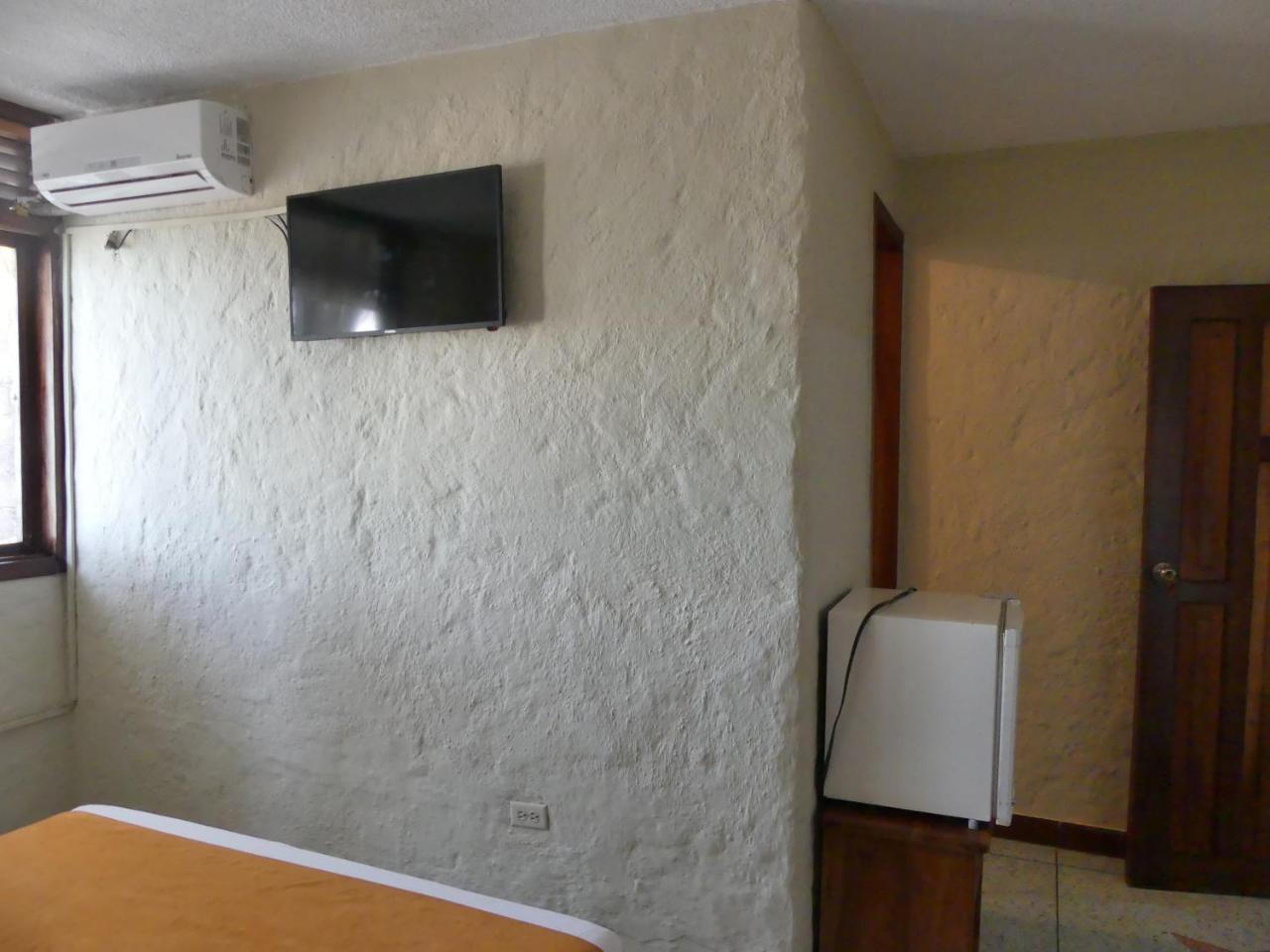 Hostal Estrella De Mar Puerto Ayora  Bagian luar foto