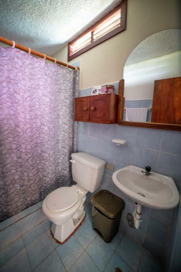 Hostal Estrella De Mar Puerto Ayora  Bagian luar foto